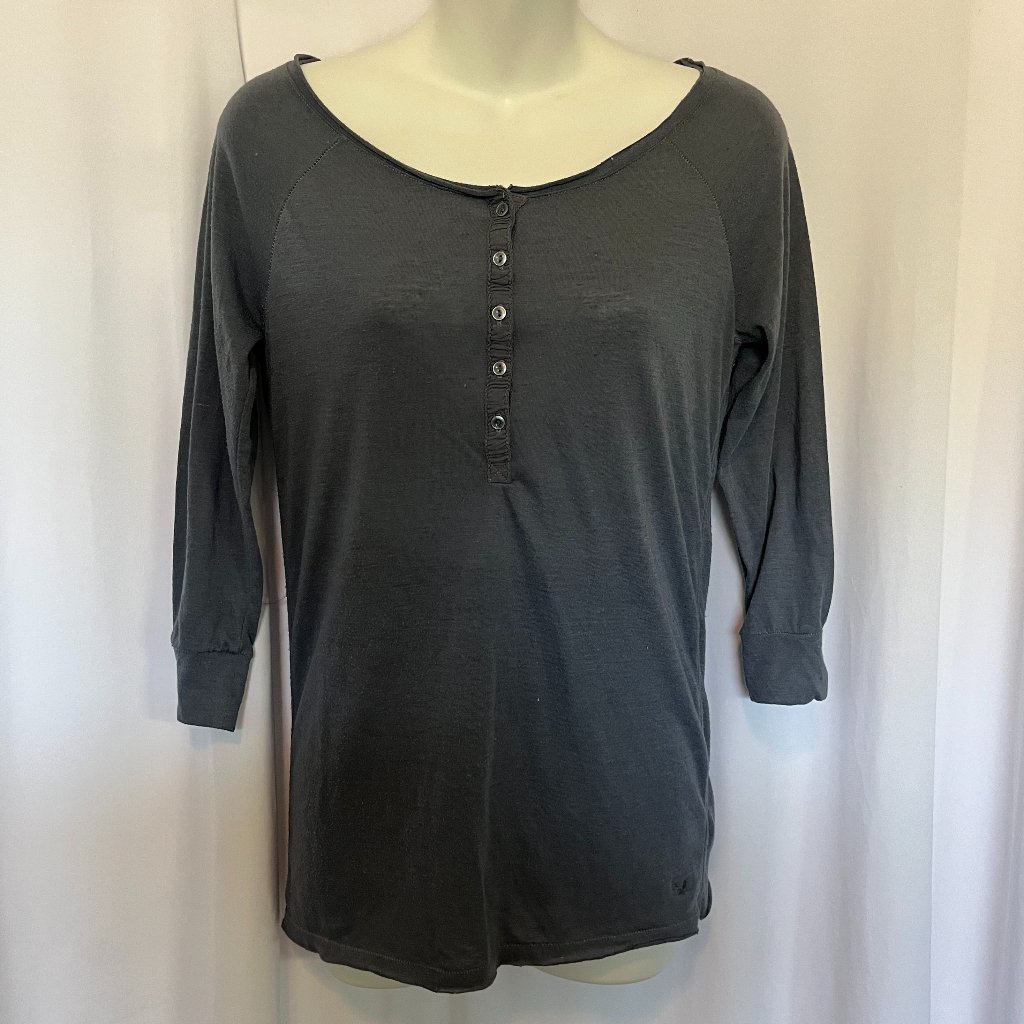 Gray Quarter Button Up